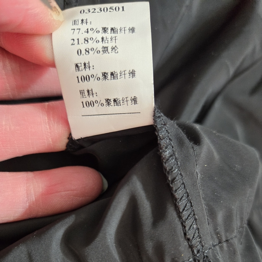 ECOLOR Black Double-Breasted Women's Jacket With Ruffle Bottom And Cuffs. Medium - Picture 12 of 14